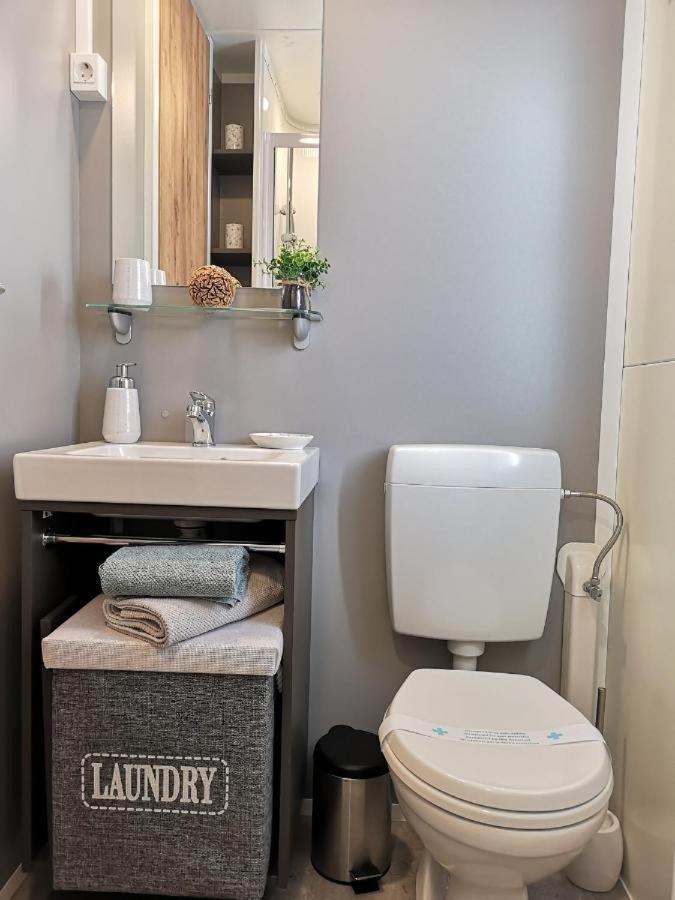 J & R Mobile Homes Biograd Na Moru Εξωτερικό φωτογραφία